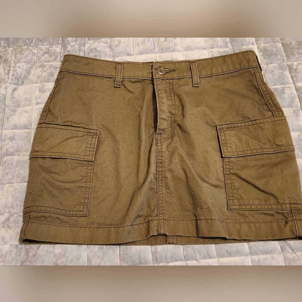 Levi's Cargo Skirt NWOT